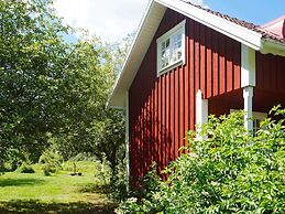 6 Person Holiday Home in Ingatorp