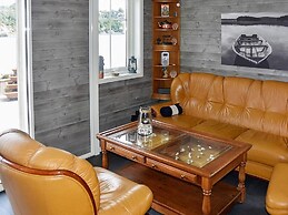 Holiday Home in Urangsvåg