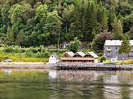 Holiday Home in Leirvik I Sogn