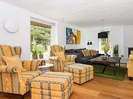 6 Person Holiday Home in Ulfborg