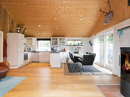 6 Person Holiday Home in Ulfborg