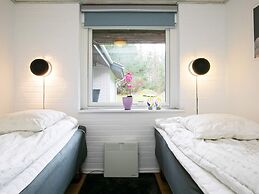 6 Person Holiday Home in Ulfborg