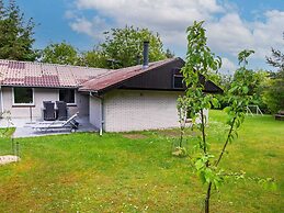 6 Person Holiday Home in Ulfborg