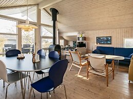 6 Person Holiday Home in Ebberup