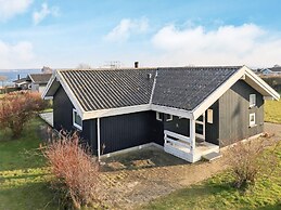 6 Person Holiday Home in Ebberup