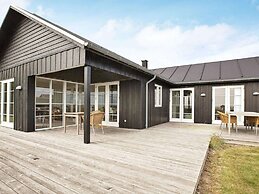 5 Star Holiday Home in Nysted