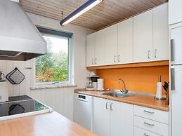 8 Person Holiday Home in Ulfborg