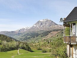 10 Person Holiday Home in Bygstad