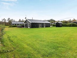 4 Star Holiday Home in Hals