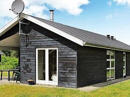 4 Star Holiday Home in Hals