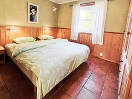 4 Star Holiday Home in Leikanger