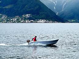 4 Star Holiday Home in Leikanger