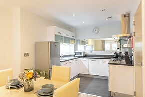 Cotels at Centro Serviced Apartments