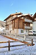 Casa Severina