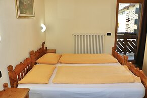 Casa Severina