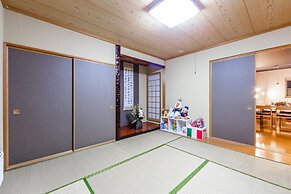 The Worldwide House