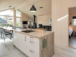 14 Person Holiday Home in Vaeggerlose