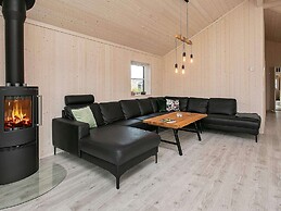 14 Person Holiday Home in Vaeggerlose