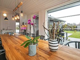 14 Person Holiday Home in Vaeggerlose