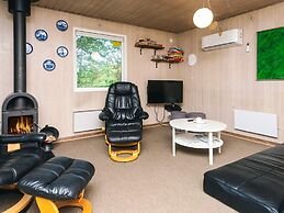 6 Person Holiday Home in Romo