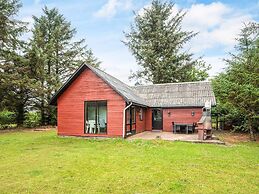 6 Person Holiday Home in Vemb