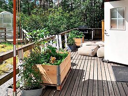 4 Person Holiday Home in Djurhamn