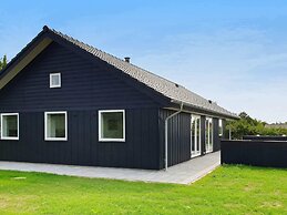 5 Star Holiday Home in Sydals