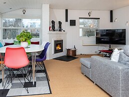Comfy Holiday Home in Jutland near Beach