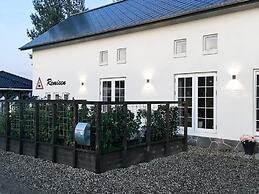 Historic Stay in Hejlsminde Sea
