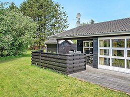 8 Person Holiday Home in Albaek