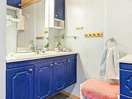 4 Star Holiday Home in Urangsvag
