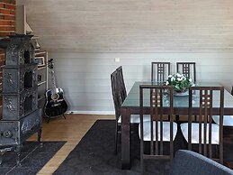 4 Star Holiday Home in Urangsvag