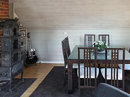 4 Star Holiday Home in Urangsvag