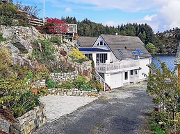 4 Star Holiday Home in Urangsvag