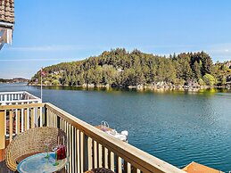 4 Star Holiday Home in Urangsvag