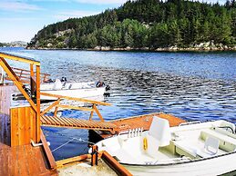 4 Star Holiday Home in Urangsvag