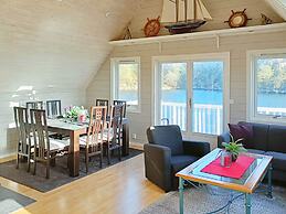 4 Star Holiday Home in Urangsvag