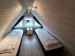 4 Star Holiday Home in Urangsvag