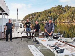 4 Star Holiday Home in Urangsvag