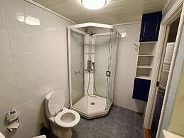 4 Star Holiday Home in Urangsvag