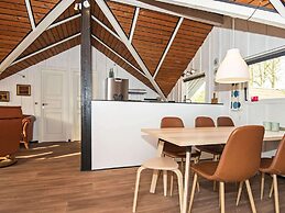 6 Person Holiday Home in Ansager