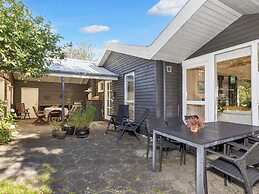 8 Person Holiday Home in Thyholm