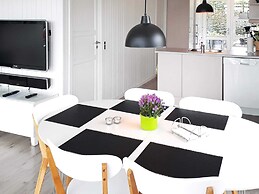 6 Person Holiday Home in Hejls