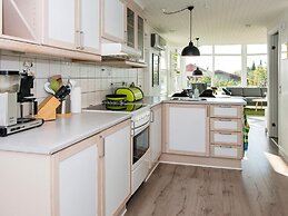6 Person Holiday Home in Hejls