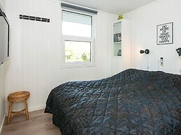 6 Person Holiday Home in Hejls
