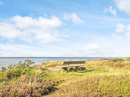 6 Person Holiday Home in Hemmet