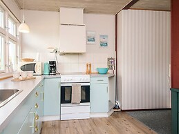 6 Person Holiday Home in Hemmet