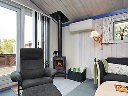 Plush Holiday Home in Storvorde With Roofed Terrace