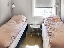 5 Star Holiday Home in Brattvag