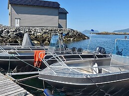 5 Star Holiday Home in Brattvag